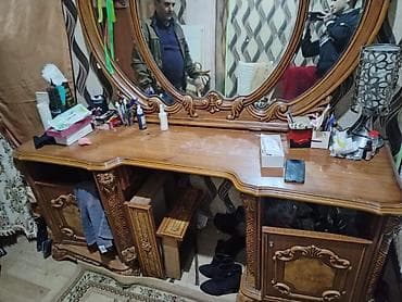 masa dəsdi: Klassik üslubda tam dəst mebel Təunvan Əmircan rkib: - Şkaf-vitrin — 3