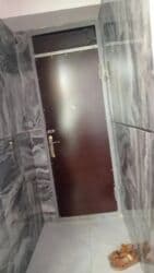 sumqayitda saatliq oteller: Kirayə otaq – Bakıxanov, Razin, Talkuckaya yaxın 5 mərtəbəli binanın — 3