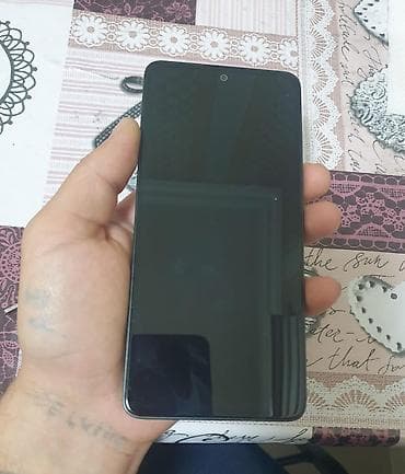 ayfon s 5: Redmi Note 13, 256 GB, rəng - Qara, Zəmanət — 9