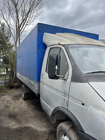 rustavi masin bazari 2021: Yükdaşıma üçün tentli furgonlu kiçik tonnajlı yük maşını.dizel — 2