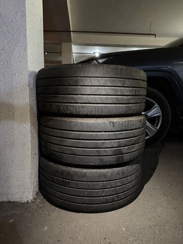 teker r19: İşlənmiş Şin Dunlop 235 / 40 / R 19 — 3