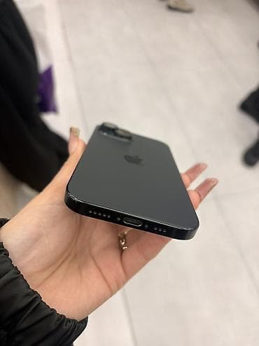 iphone 15 sade: IPhone 15, 128 GB, Black Titanium, Zəmanət, Simsiz şarj, Face ID — 3