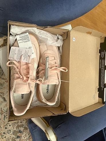 Личные вещи: Adidas, Размер: 38, цвет - Розовый, Новый — 2