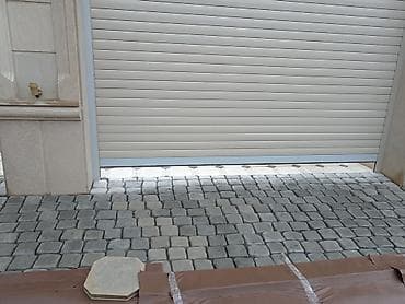 Fasad üçün dekorativ daş üzlük – qaya fakturalı klinker panellər -