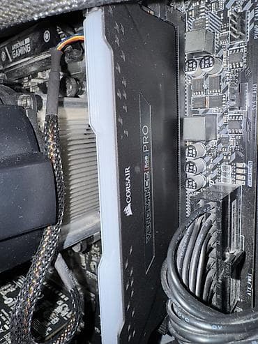 hdd disk: Ryzen 5 3600X Gaming Case Komponentlər: - Ana plata: MSI Tomahawk MAX — 5