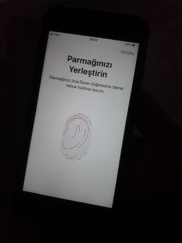 telefonlar ipone: IPhone 7, 32 GB, Qara, Barmaq izi — 2