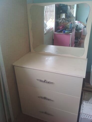 işlənmiş krafatlar: Yataq desti təcili satılır.7 ay istifadə olunub yaxşı — 5