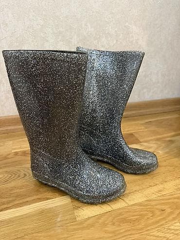 Next резиновые сапожки
В хорошем состоянии
Размер 31,5
Цена 10 lalafo.az -da Next резиновые сапожки
В хорошем состоянии
Размер 31,5
Цена 10