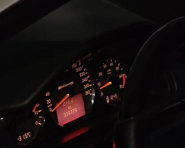 Mercedes-Benz E 430: 4.3 l | 2001 il Sedan — 6