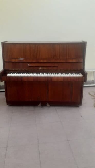 pianino kurslari: Piano, Kuban, Akustik — 1