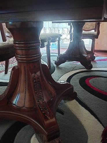 desmalar: Qonaq otağı üçün, Açılan, Oval masa, 6 stul — 2