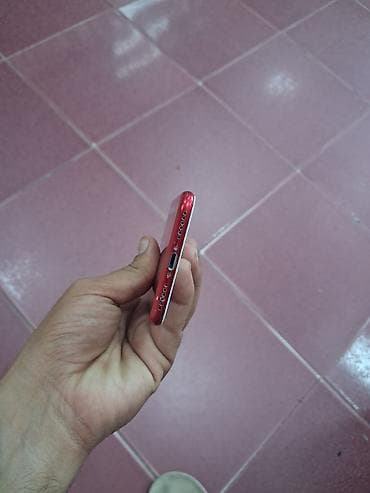 iphone mingəcevir: IPhone SE, Qırmızı, Barmaq izi — 6