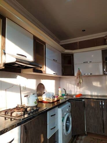 xırdalanda kirayə mənzillər: Xətai metrosuna yaxin yerləşən ümumi sahəsi 130 kv,m olan,4 otaqlı — 17