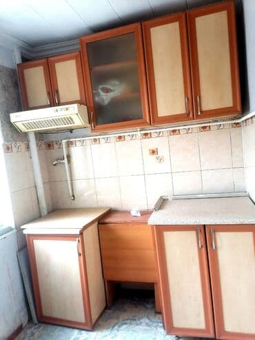 TV altlığı: QƏTİ ZƏNG VURMAYİN. VATSAPA YAZİN. XİRDALANDA. MƏTBƏX DƏSTİ ŞƏKİLDƏ — 1