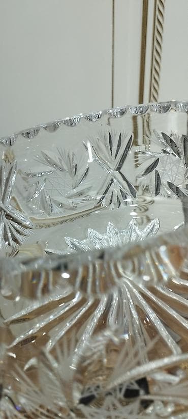 salat qabi: Kəsma naxışlı kristal şüşə qab - Material: qalın, şəffaf kristal şüşə — 2