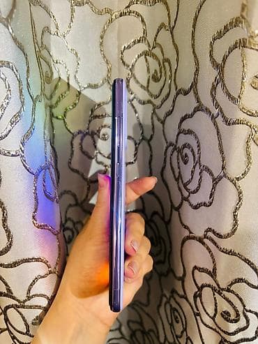 64 gb telefon: Samsung Galaxy A52, 128 GB, rəng - Bənövşəyi, Barmaq izi — 5