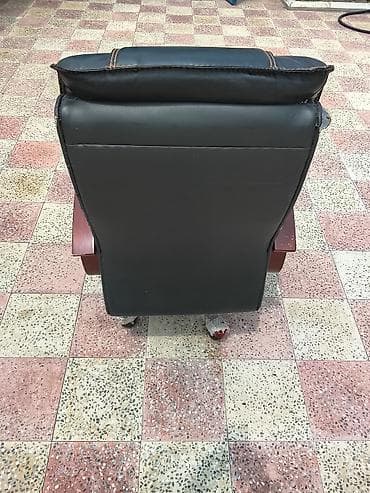 Ofis və oyun kresloları: İşlənmiş, Təkərli, Qolları tənzimlənmir, Süni dəri — 2
