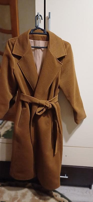 Qadın palto – klassik kəmərli model - Rəng: karamel/qəhvəyi - lalafo.az -da Qadın palto – klassik kəmərli model - Rəng: karamel/qəhvəyi -