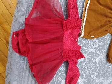 uşaq üçün əsgər paltarı: Uşaq qız paltarları – 3 ədəd dəst hər biri 10 AZN Türkiyədən gətirilib — 3