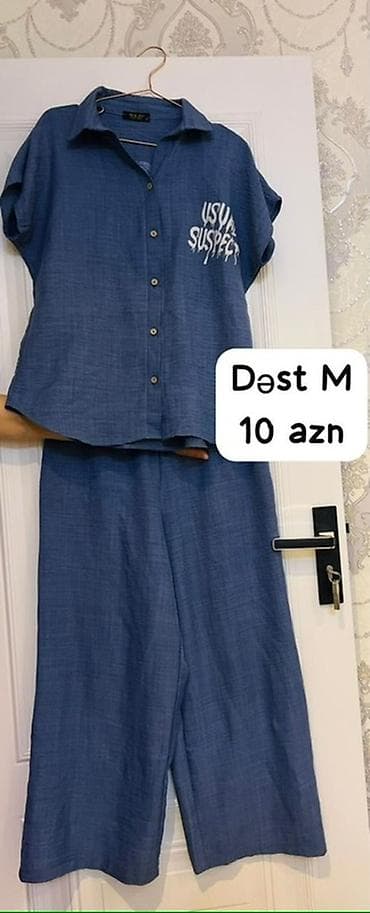 Qadın geyim dəsti – M ölçü - 2 hissə: qısaqoll düyməli köynək və geniş