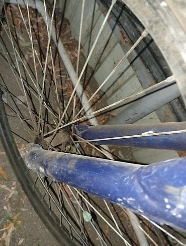 velo satışı: Şəhər tipli sadə velos - Rəng: tünd mavi gövdə, qara detallar - — 1