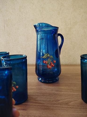 icki: Mavi şüşə sürahi və 6 stəkandan ibarət dəst - Material: qalın — 4