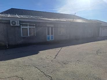 şamaxida satilan evler: 127 kv. m, 4 otaqlı — 1