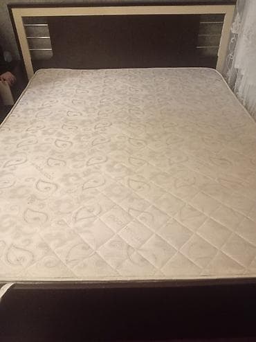 taxt desdi: İkinəfərlik çarpayı — 1