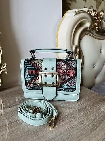 Zərif naxışlı çiyin/əl çantası - Rəng: açıq nanə-yaşıl. - Ön hissə lalafo.az -da Zərif naxışlı çiyin/əl çantası - Rəng: açıq nanə-yaşıl. - Ön hissə