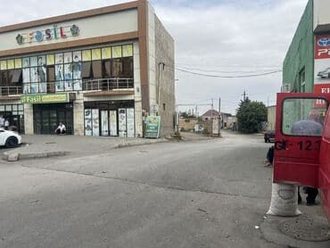 xacmaz kiraye: Xaçmazın kruqunda tam mərkəzdə obyekt satılır. Sahəsi 16 sot (1623 — 2