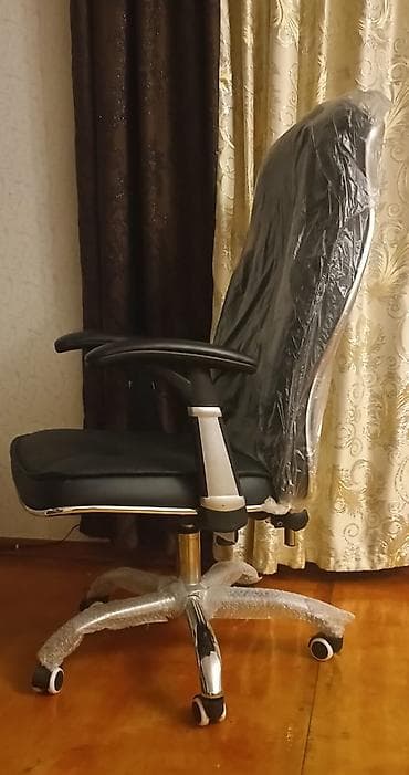 ofis divanlari: Dəri ofus kreslosu.Yenidir.Ünvan Qaraçuxur qəsəbəsi — 3