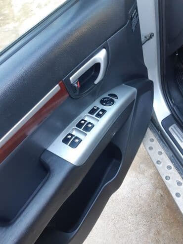 qadınlar ucun maşınlar: Hyundai Santa Fe: 2.2 л | 2007 г. Внедорожник — 13