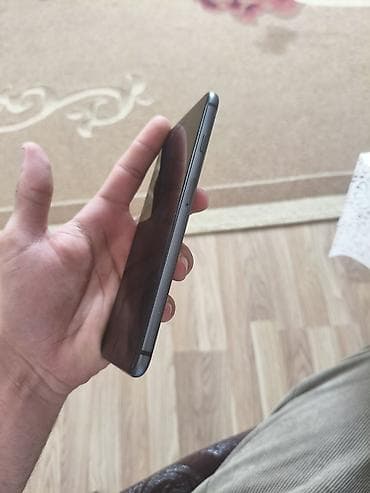 xiaomi redmi note 8 irşad: IPhone 8 Plus, 64 GB, Qara, Simsiz şarj — 5