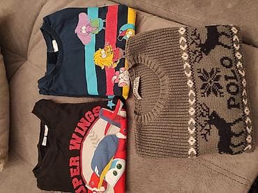 Uşaq geyimləri dəsti Tərkib: - Cins şalvar: klassik göy rəng, beş — 2