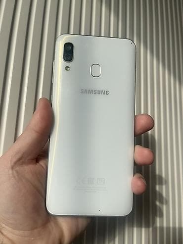 kreditde olan telefon aliram: Samsung Galaxy A30, 32 GB, rəng - Ağ, Barmaq izi — 8