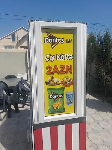 Mağaza avadanlığı: Şüşə vitrinli mobil satış köşkü - Material: PVC/alüminium profil, tam — 4