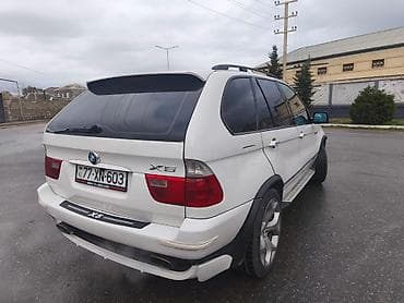 bmw surətlər qutusu: BMW X5: 4.8 l | Ofrouder/SUV — 8