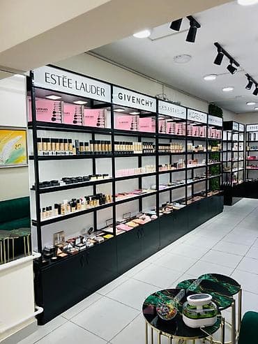 Otaqlar: Xalqlar dostluğunda Laçın ticarət mərkəzinin arxa tərəfində binanın — 2