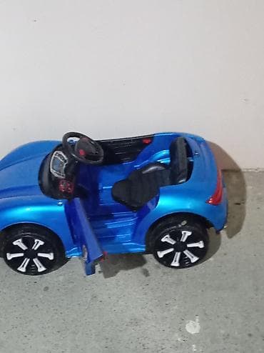 sukan oyunu: Uşaq üçün elektrikli minik maşını – mavi rəngdə, sport kupe dizaynı — 6