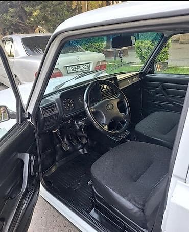 maşınlar 2107: VAZ (LADA) 2107: 1.5 l | 2003 il Sedan — 5