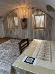 ehmedlide 5 otaqli evlerin qiymeti: Kirayə verilir: geniş və rahat mansard tipli otaq Xüsusiyyətlər: - — 11