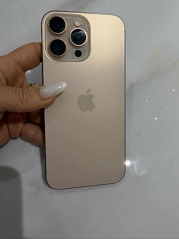 Компьютеры, ноутбуки и планшеты: IPhone 16 Pro Max, 256 ГБ, Золотой, Face ID — 3