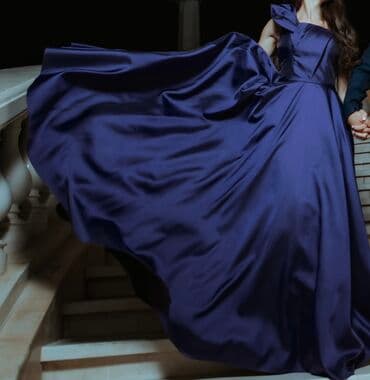 atlas köynəklər: Zərif axşam/libas – dərin gecə mavisi rəngində, atlas parıldayan — 2