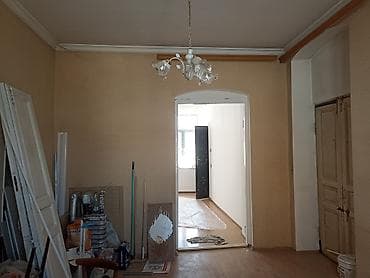 kiraye ucuz: Ev köhnə tikili binada. EV SAHİBİ Binəqədi r.Rəsulzadə qəs. ARAZ — 7