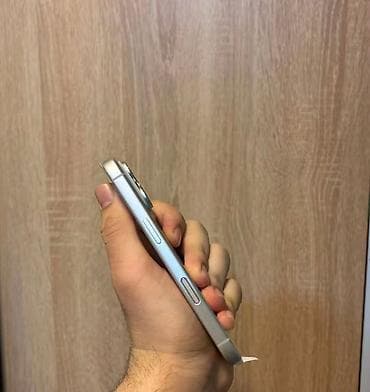 apple macbook: İPhone17 satılır təcili 99 pil 2900 manat əlaqə üçün vaccap nomresinə — 3