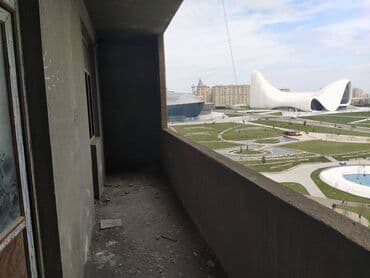şəhər bağları mənzil satılır: 3 otaqlı, Yeni tikili, 143 kv. m — 2
