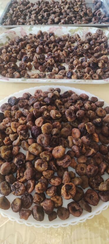 zəfəran soğanı satılır: Qurudulmuş əncir - Təbii şəraitdə qurudulmuş, bütöv əncirlər - Şəkər — 1