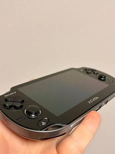 macbook adapteri: Sony playstation vita oled Seliqeli istifade olunub ve ideal — 2