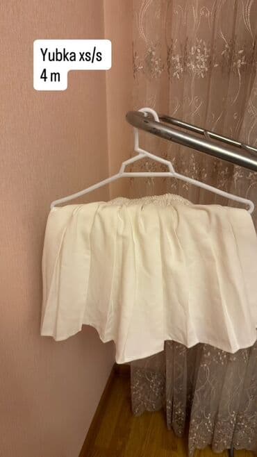 kostyum qadin ucun: Dəstlər, kostyumlar — 12