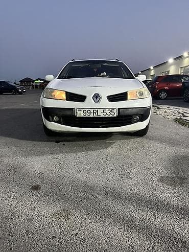 Renault Mégane II Grandtour (universal), ağ rəngli. Qiymede endirim